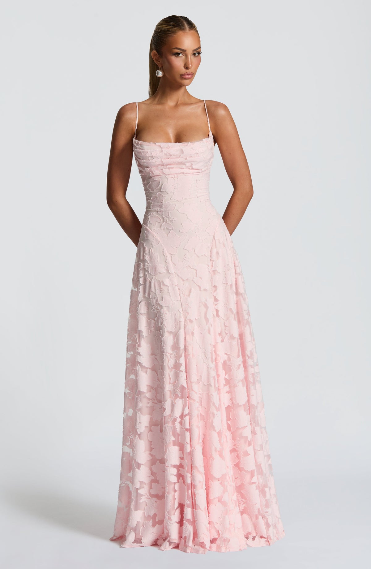 Amélie Lace Maxi Dress