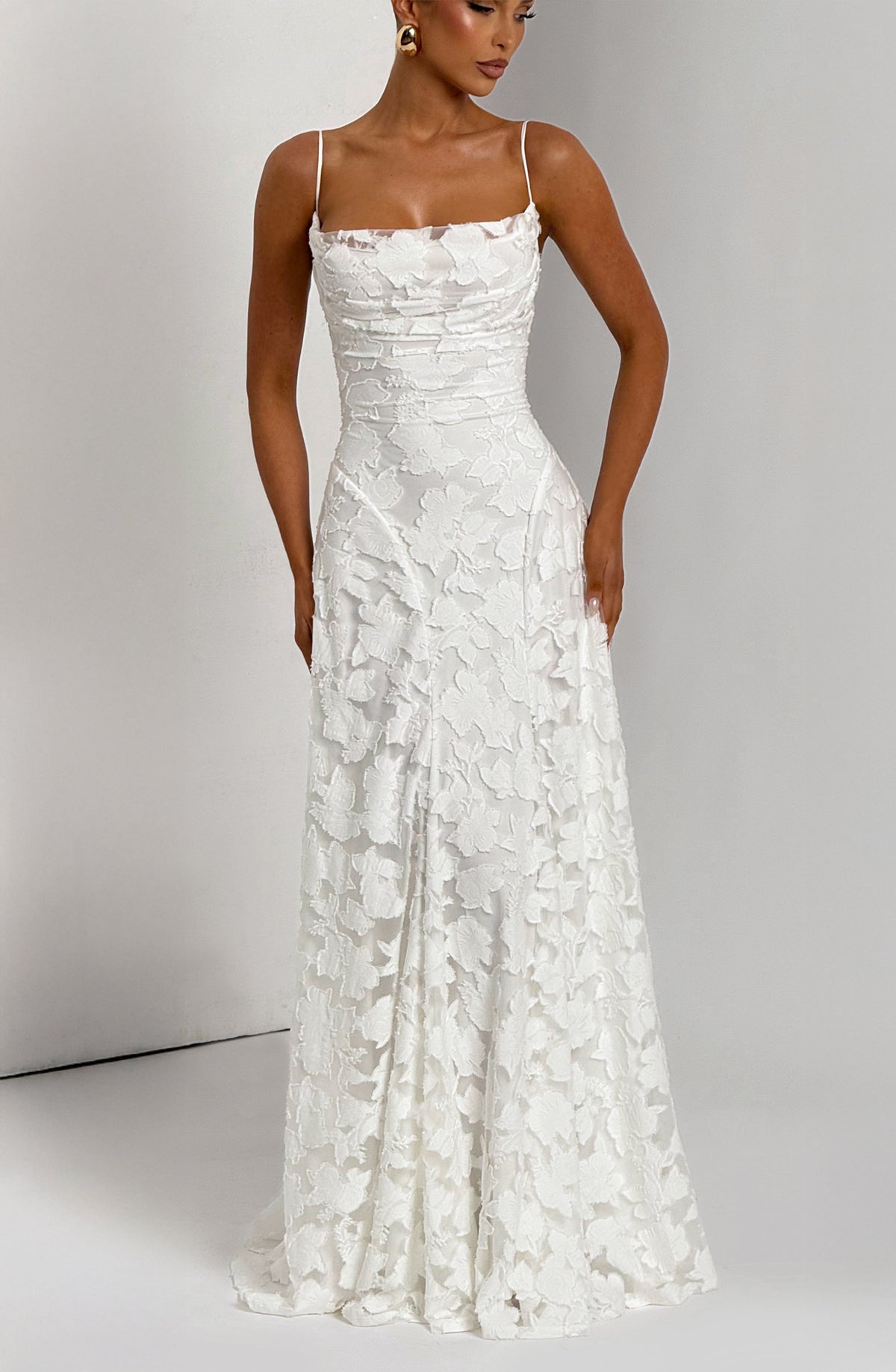 Amélie Lace Maxi Dress
