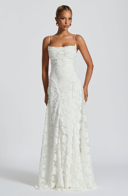 Amélie Lace Maxi Dress